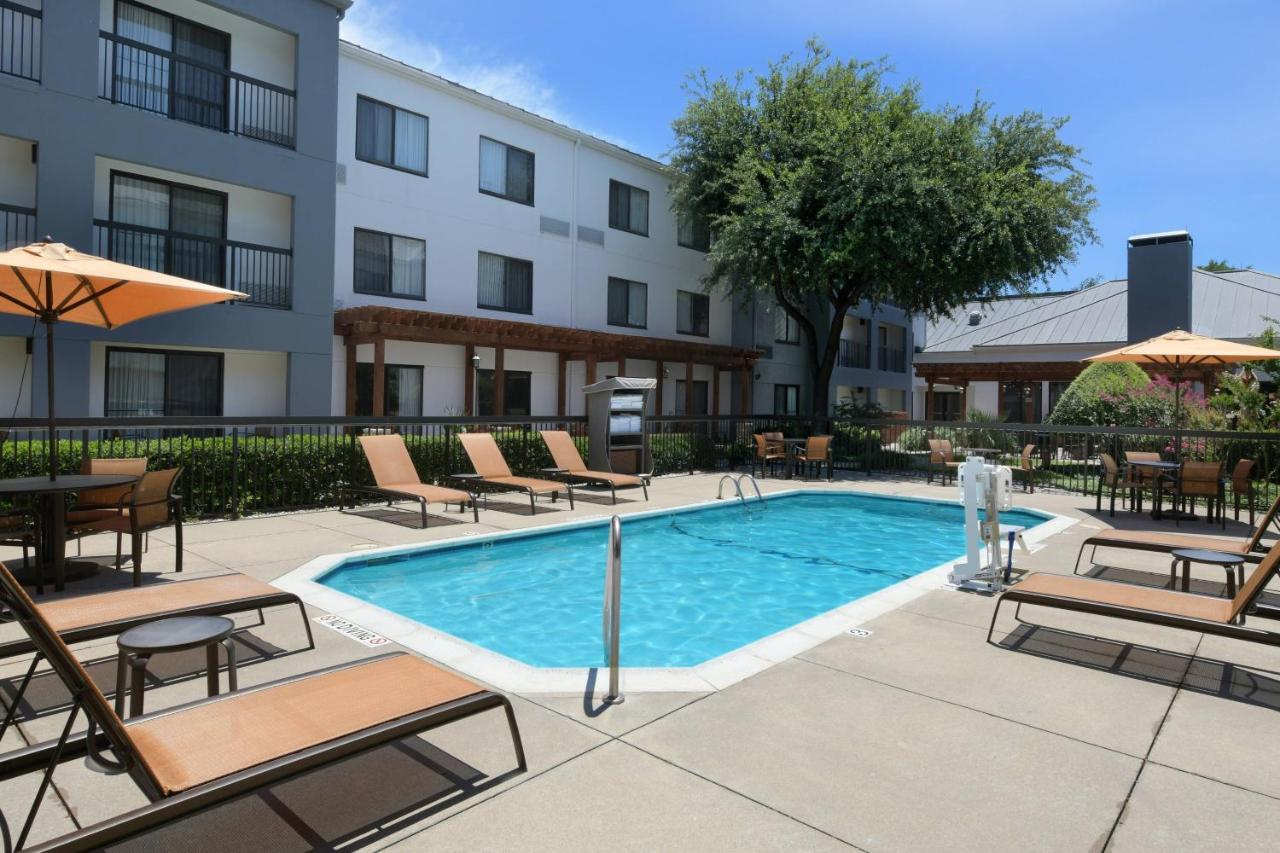 Courtyard By Marriott Dallas Dfw Airport North/אירווינג מראה חיצוני תמונה